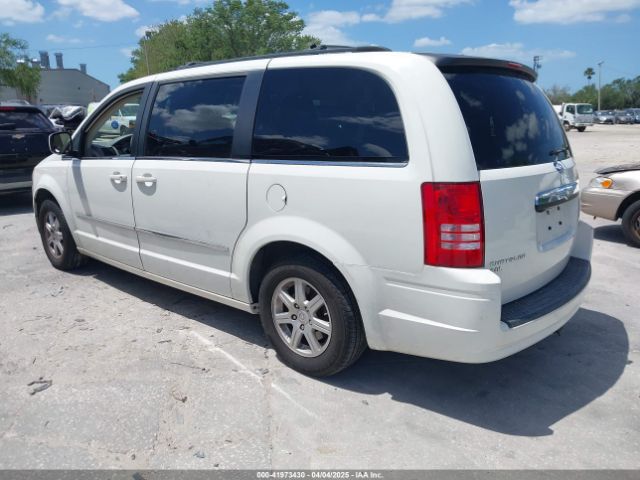 2010 CHRYSLER TOWN & COUNTRY 2A4RR5DX5AR162774 Photo 2