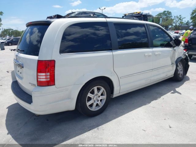 2010 CHRYSLER TOWN & COUNTRY 2A4RR5DX5AR162774 Photo 3