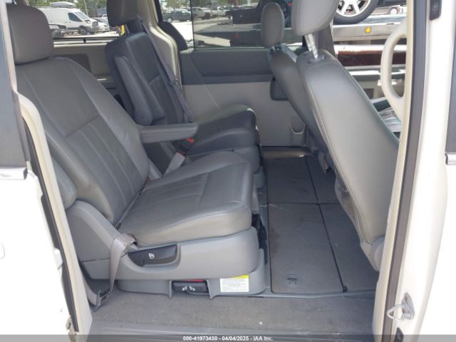 2010 CHRYSLER TOWN & COUNTRY 2A4RR5DX5AR162774 Photo 7