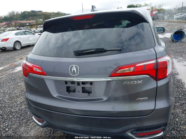 5J8TB4H51JL010679 Acura Rdx Technology   Acurawatch Plus Packages/technology Package