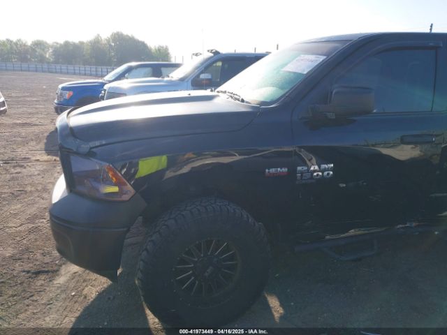 1C6RR7KT7MS555381 RAM 1500 Classic Tradesman  4x4 5'7 Box