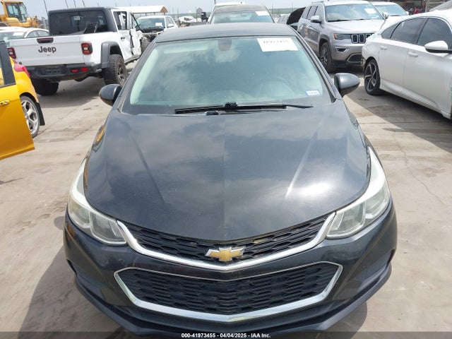 1G1BC5SMXH7172965 Chevrolet Cruze Ls Auto
