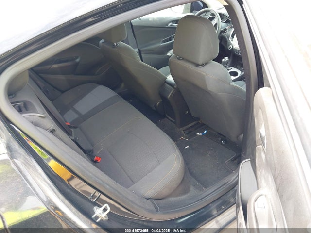 1G1BC5SMXH7172965 Chevrolet Cruze Ls Auto