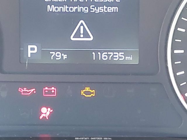 5XXGT4L38KG276656 KIA Optima Lx