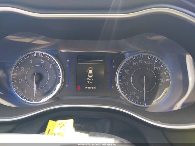 Chrysler 200 Limited 2015 1C3CCCAB2FN536650 Image 7