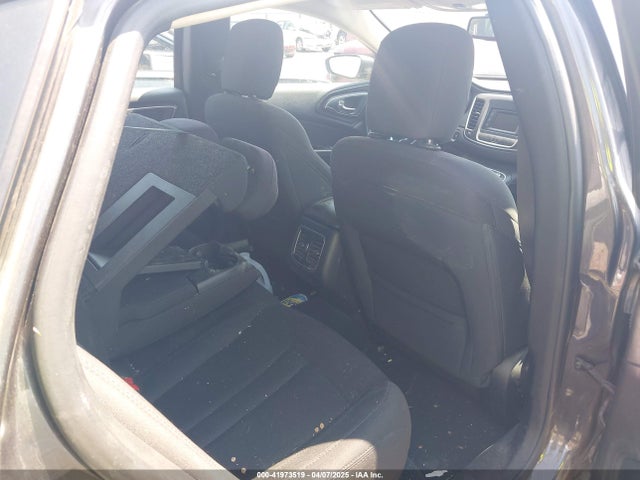Chrysler 200 Limited 2015 1C3CCCAB2FN536650 Image 8