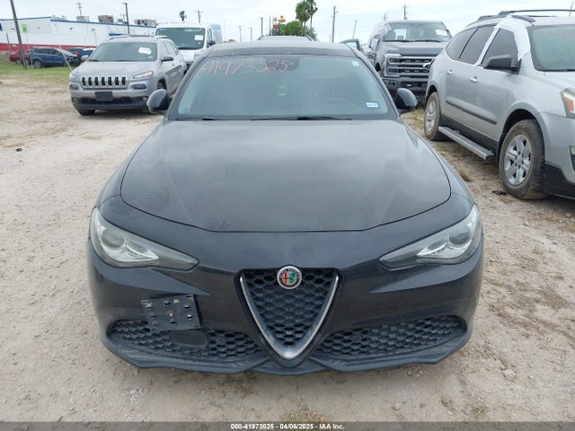 ZARFAECNXH7556854 Alfa Romeo Giulia Ti Rwd