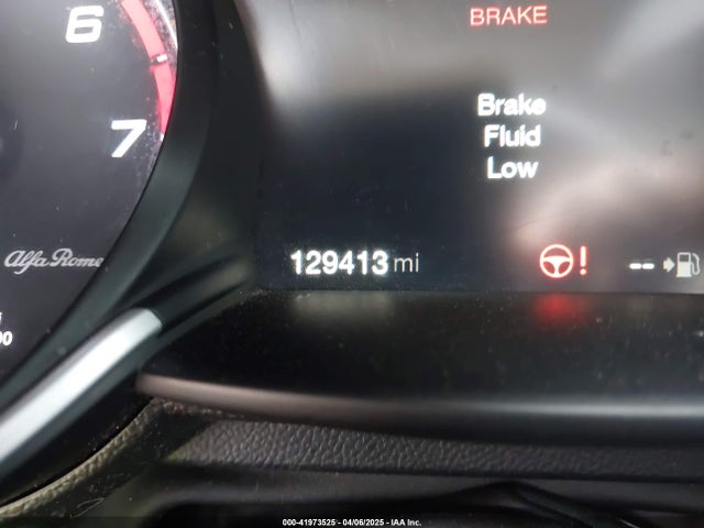 ZARFAECNXH7556854 Alfa Romeo Giulia Ti Rwd