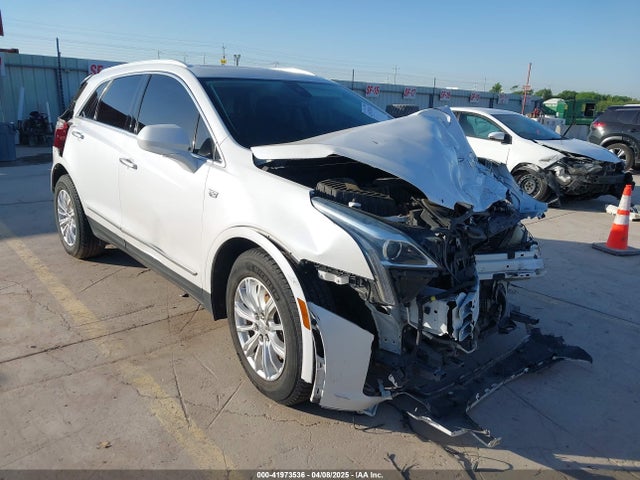 2018 CADILLAC XT5 1GYKNCRS3JZ143354 Photo 0