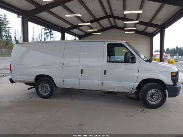 Ford E-250 Commercial 2014 1FTNS2EW6EDA03445 Image 13
