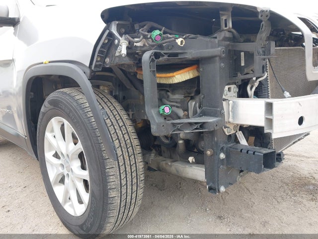 1C4PJMCS7EW220899 Jeep Cherokee Latitude