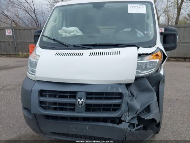 3C6TRVAGXJE113725 RAM Promaster 1500 Low Roof 136 Wb