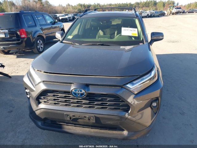 JTMB6RFV5ND065733 Toyota Rav4 Hybrid Xle Premium