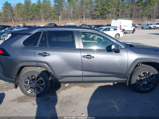 JTMB6RFV5ND065733 Toyota Rav4 Hybrid Xle Premium