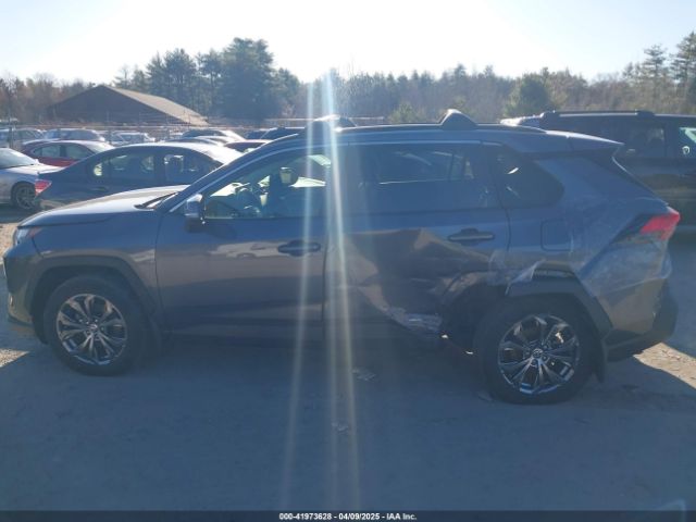 JTMB6RFV5ND065733 Toyota Rav4 Hybrid Xle Premium