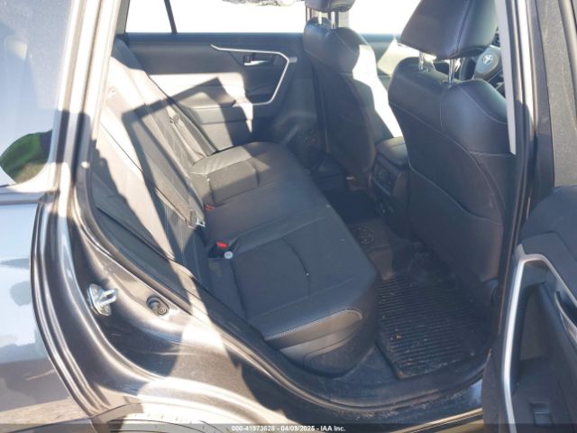 JTMB6RFV5ND065733 Toyota Rav4 Hybrid Xle Premium