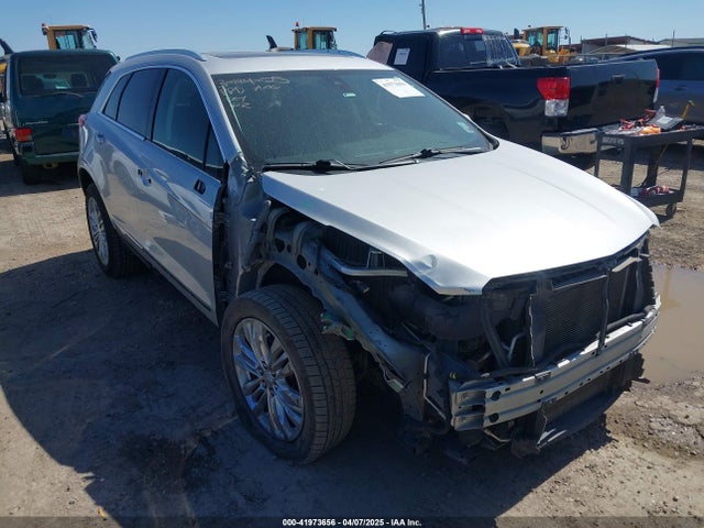 2019 CADILLAC XT5 1GYKNERS8KZ230230 Photo 0