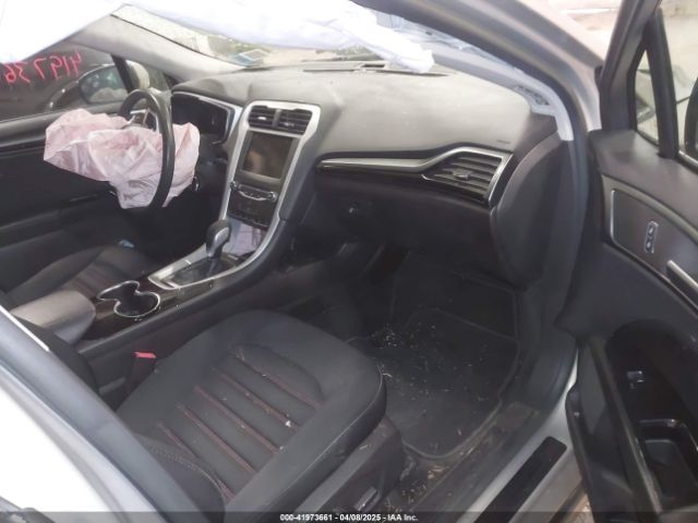 3FA6P0HD5FR290442 Ford FUSION SE