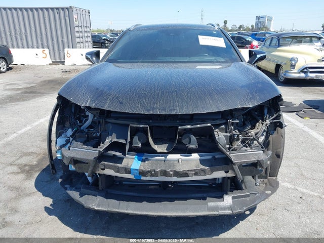 JTHX3JBH8N2047074 Lexus UX 200