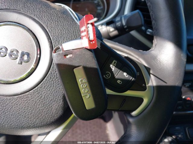 1C4PJMBBXGW251682 Jeep Cherokee Trailhawk