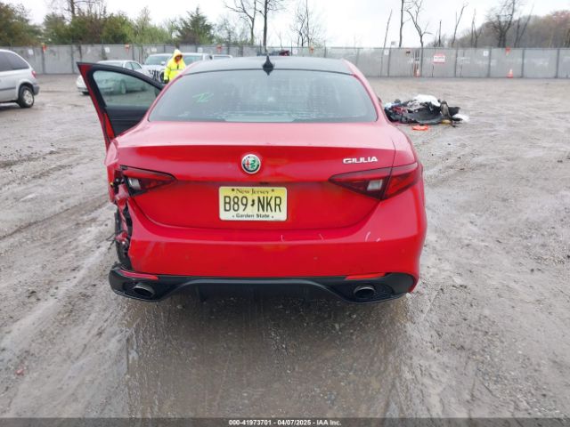 ZARFAECN9H7532027 Alfa Romeo Giulia Ti Rwd