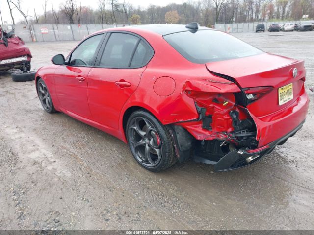ZARFAECN9H7532027 Alfa Romeo Giulia Ti Rwd