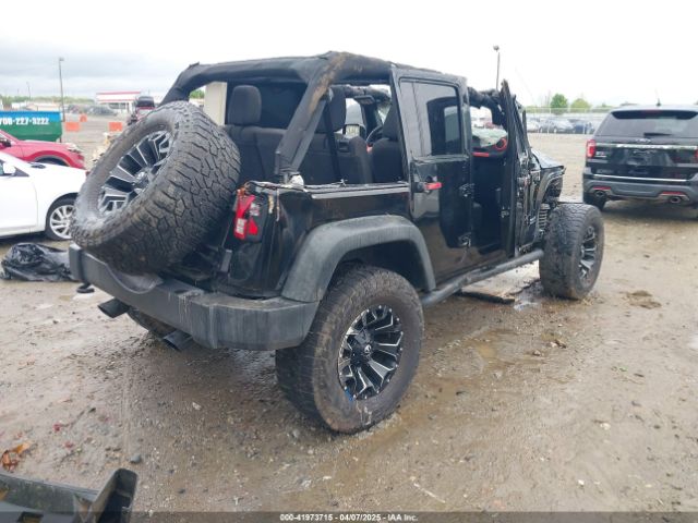 1C4BJWDGXFL772352 Jeep Wrangler Unlimited Sport