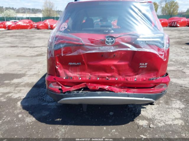 JTMRFREV7HJ125730 Toyota Rav4 Xle