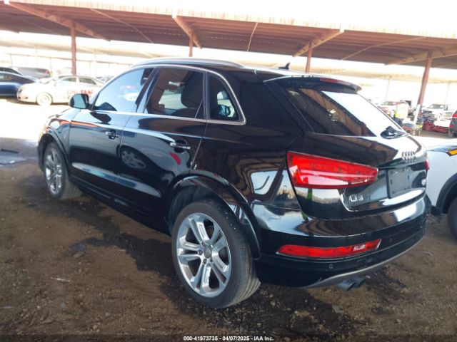 WA1EFCFS8GR003582 Audi Q3 2.0t Premium Plus
