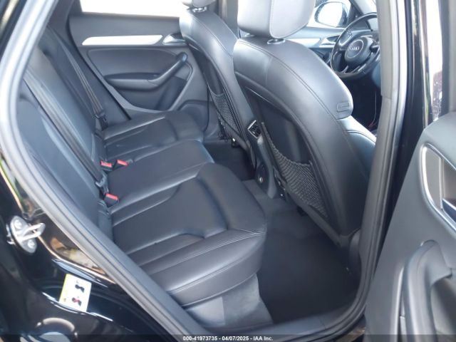 WA1EFCFS8GR003582 Audi Q3 2.0t Premium Plus
