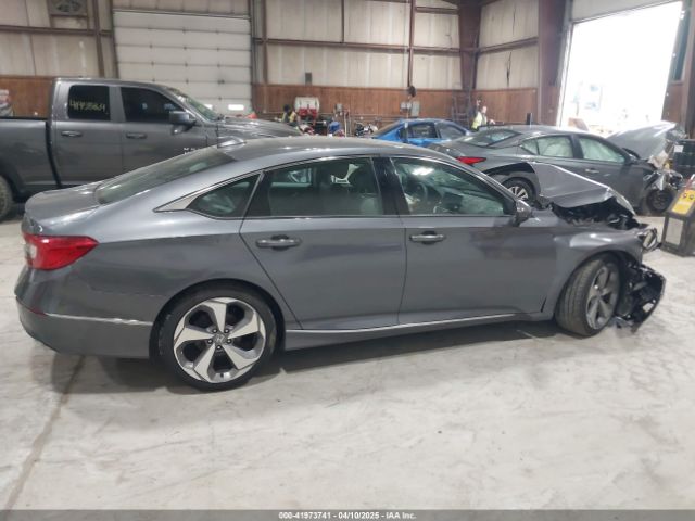 1HGCV1F99JA072841 Honda Accord Touring