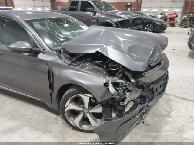 1HGCV1F99JA072841 Honda Accord Touring