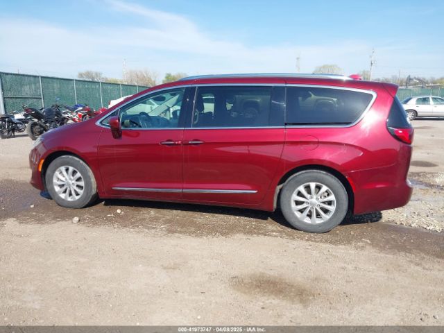 2C4RC1EG1JR276513 Chrysler Pacifica Touring L Plus
