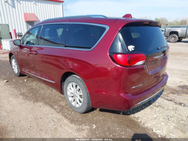 2018 CHRYSLER PACIFICA 2C4RC1EG1JR276513 Photo 2