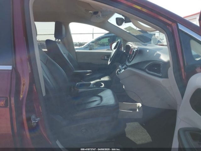 2018 CHRYSLER PACIFICA 2C4RC1EG1JR276513 Photo 4