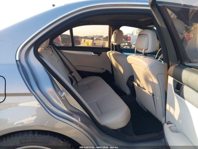 WDDGF4HB0EG238946 Mercedes-Benz C 250 Luxury/sport