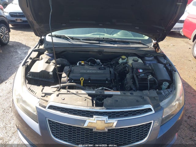 1G1PA5SH2E7174980 Chevrolet Cruze Ls Auto