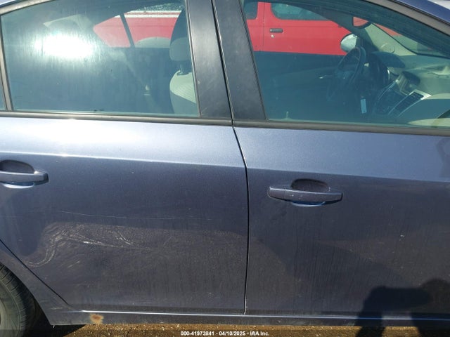 1G1PA5SH2E7174980 Chevrolet Cruze Ls Auto