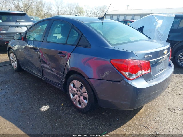 1G1PA5SH2E7174980 Chevrolet Cruze Ls Auto