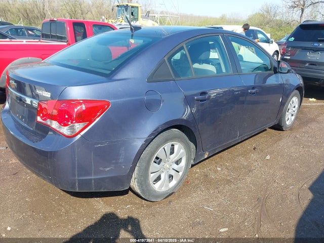 1G1PA5SH2E7174980 Chevrolet Cruze Ls Auto