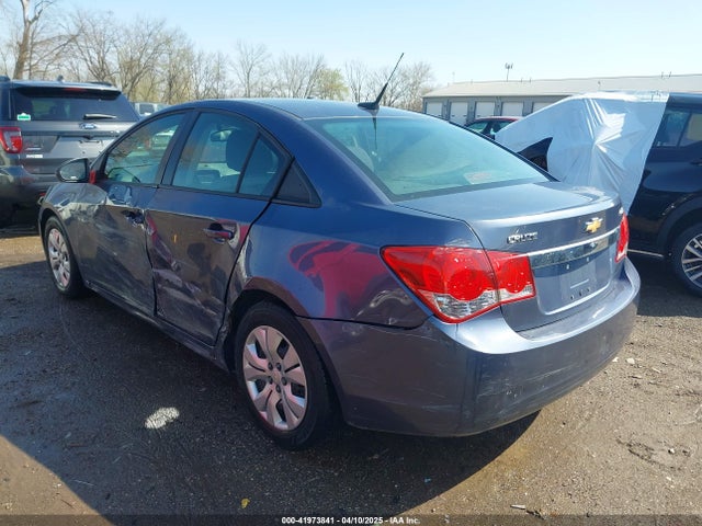 1G1PA5SH2E7174980 Chevrolet Cruze Ls Auto