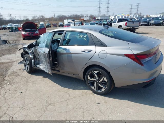 KMHLS4AG8PU598217 Hyundai ELANTRA SEL