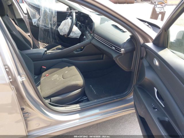 KMHLS4AG8PU598217 Hyundai ELANTRA SEL