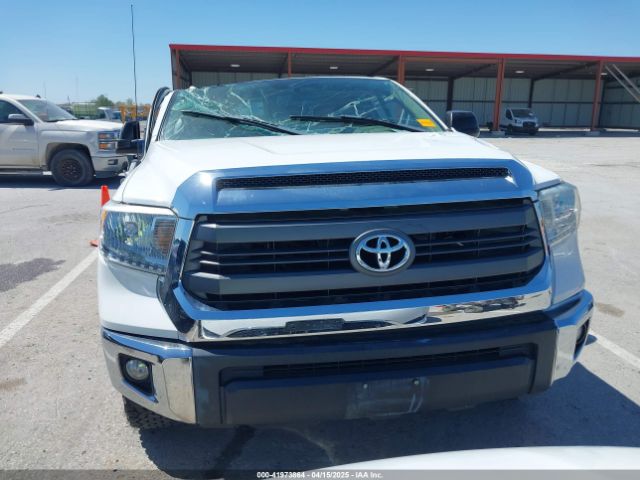 5TFDW5F1XEX390763 Toyota Tundra Sr5 5.7l V8