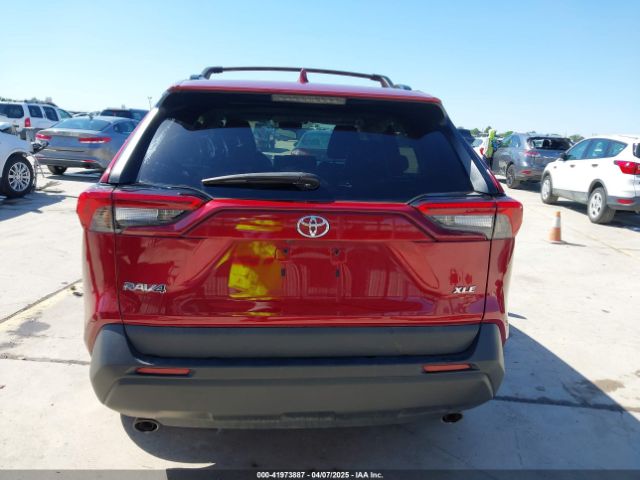 2T3C1RFV8MW173400 Toyota Rav4 Xle Premium