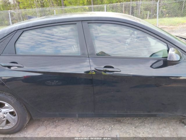 KMHLL4DG7RU798436 Hyundai ELANTRA SE