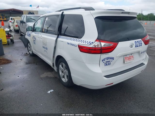 5TDKZ3DCXHS896658 Toyota Sienna Le 8 Passenger