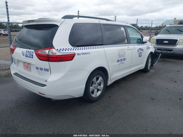 5TDKZ3DCXHS896658 Toyota Sienna Le 8 Passenger