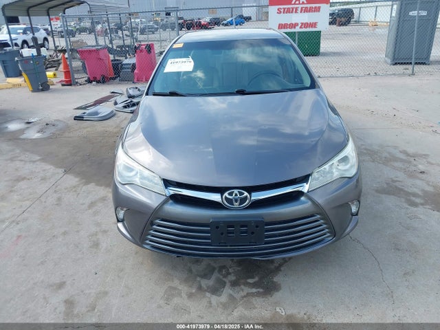 4T1BF1FKXHU348832 Toyota CAMRY LE