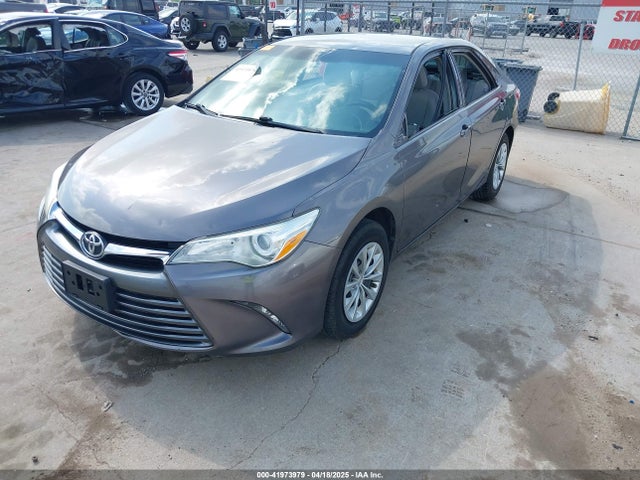 4T1BF1FKXHU348832 Toyota CAMRY LE